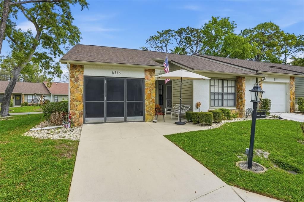 待售: $239,000 (2 贝兹, 2 浴室, 1054 平方英尺)