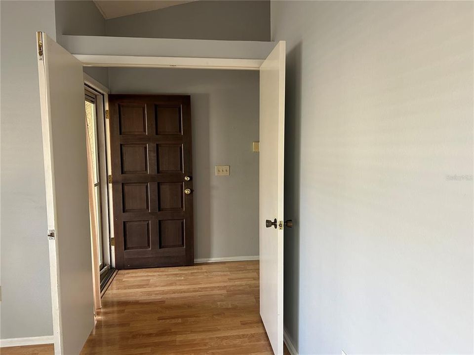 For Rent: $2,600 (3 beds, 2 baths, 1781 Square Feet)