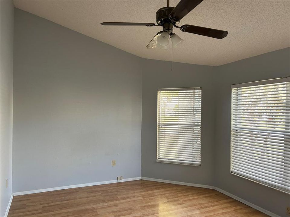 For Rent: $2,600 (3 beds, 2 baths, 1781 Square Feet)