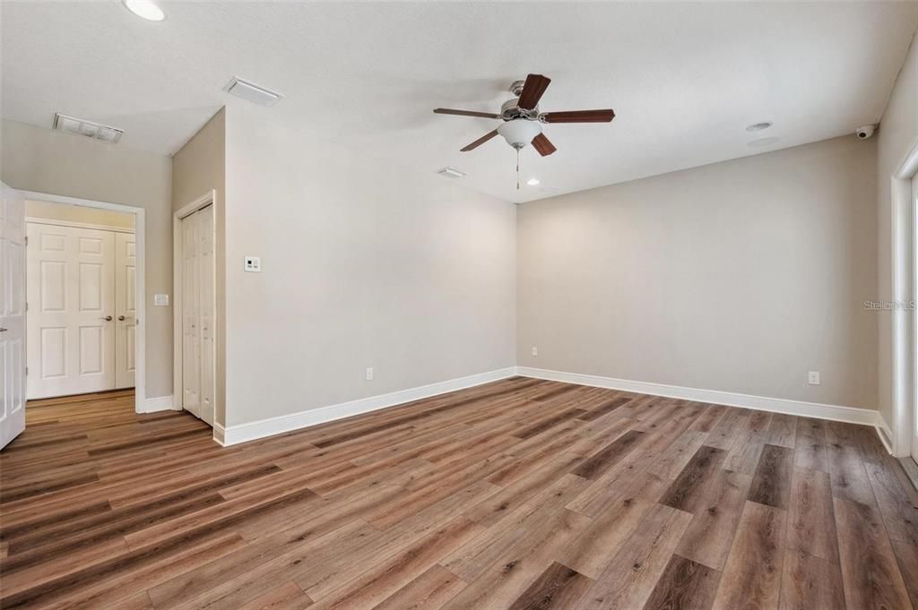 En Venta: $899,990 (5 camas, 4 baños, 4329 Pies cuadrados)
