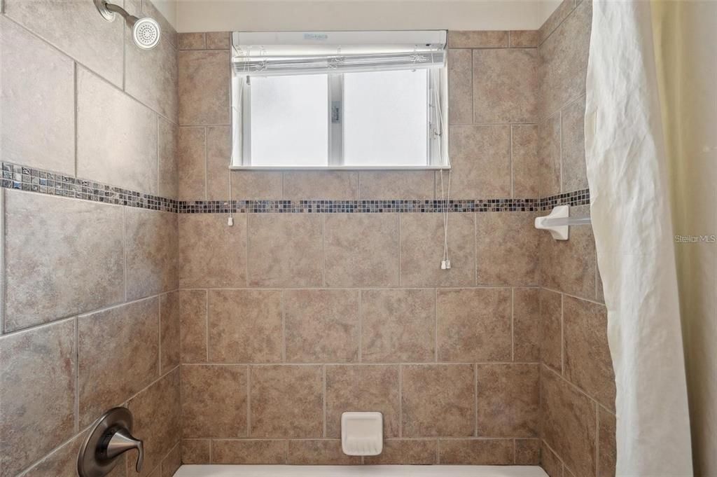 En Venta: $899,990 (5 camas, 4 baños, 4329 Pies cuadrados)