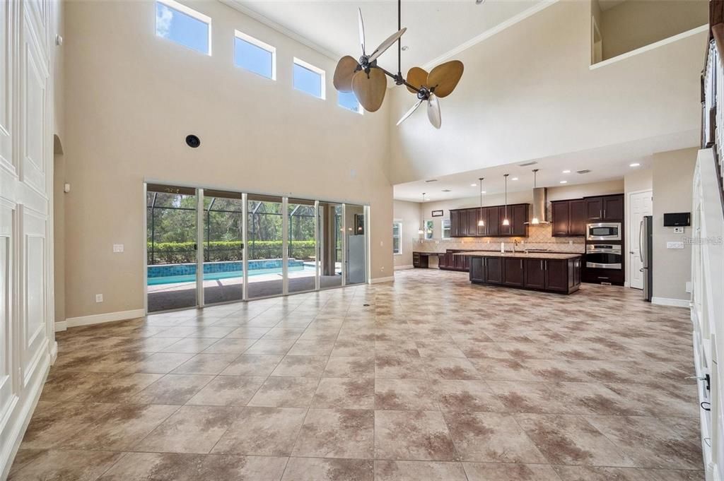 En Venta: $899,990 (5 camas, 4 baños, 4329 Pies cuadrados)