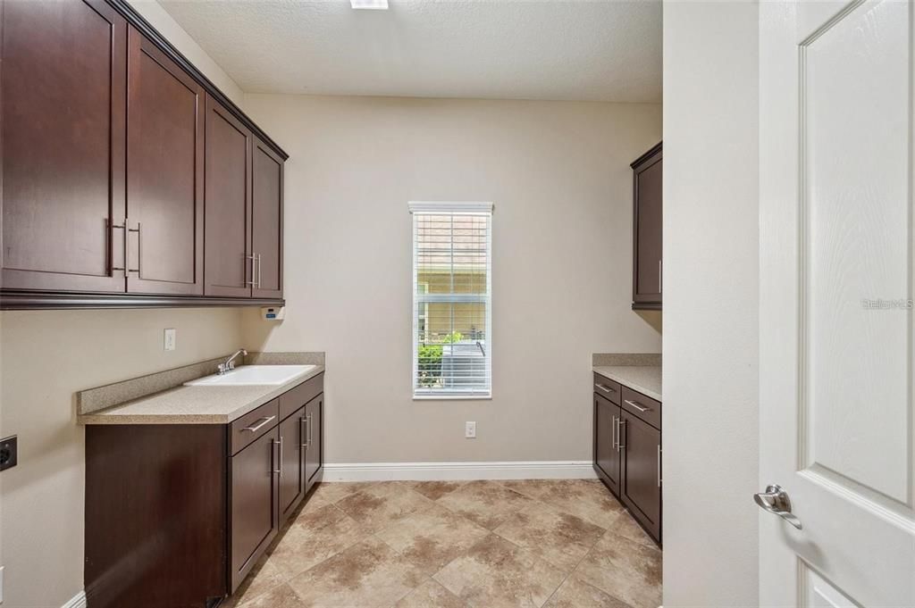 En Venta: $899,990 (5 camas, 4 baños, 4329 Pies cuadrados)