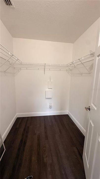 待售: $269,000 (2 贝兹, 2 浴室, 1333 平方英尺)