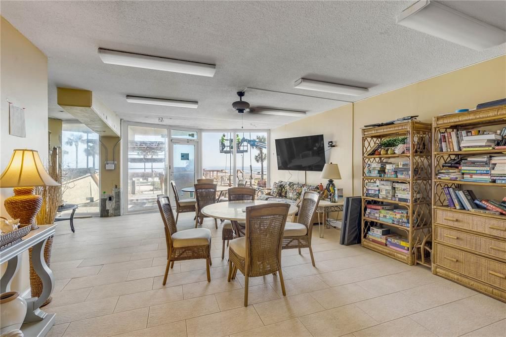 Activo con contrato: $687,000 (2 camas, 2 baños, 1160 Pies cuadrados)