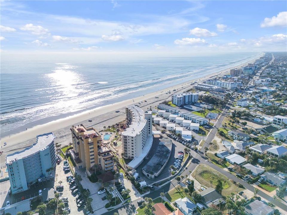 Activo con contrato: $687,000 (2 camas, 2 baños, 1160 Pies cuadrados)