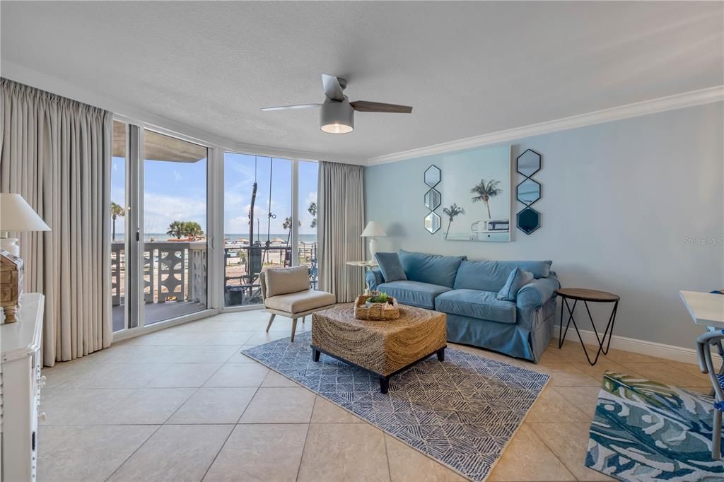 Activo con contrato: $687,000 (2 camas, 2 baños, 1160 Pies cuadrados)