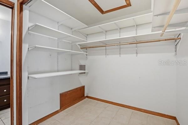For Sale: $994,500 (3 beds, 2 baths, 1914 Square Feet)