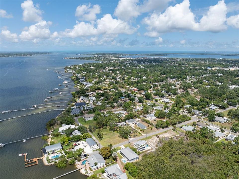 En Venta: $799,900 (3 camas, 3 baños, 2235 Pies cuadrados)