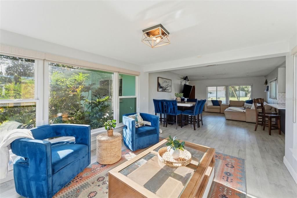 Activo con contrato: $400,000 (3 camas, 2 baños, 1307 Pies cuadrados)