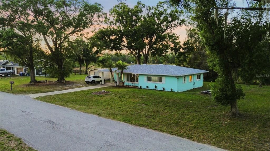 Activo con contrato: $400,000 (3 camas, 2 baños, 1307 Pies cuadrados)
