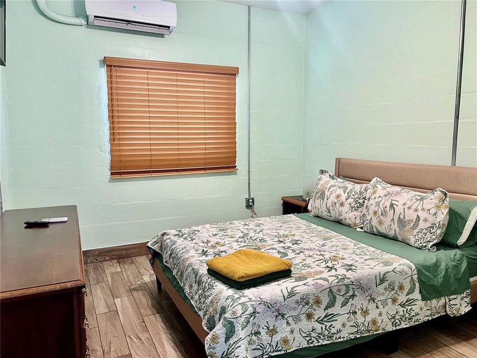 В аренду: $2,000 (2 спален, 1 ванн, 920 Квадратных фут)
