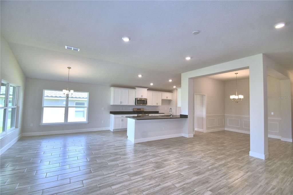 For Sale: $426,846 (3 beds, 2 baths, 1970 Square Feet)