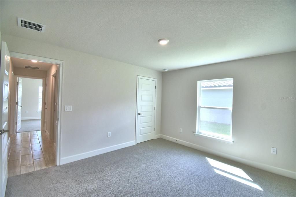 For Sale: $426,846 (3 beds, 2 baths, 1970 Square Feet)
