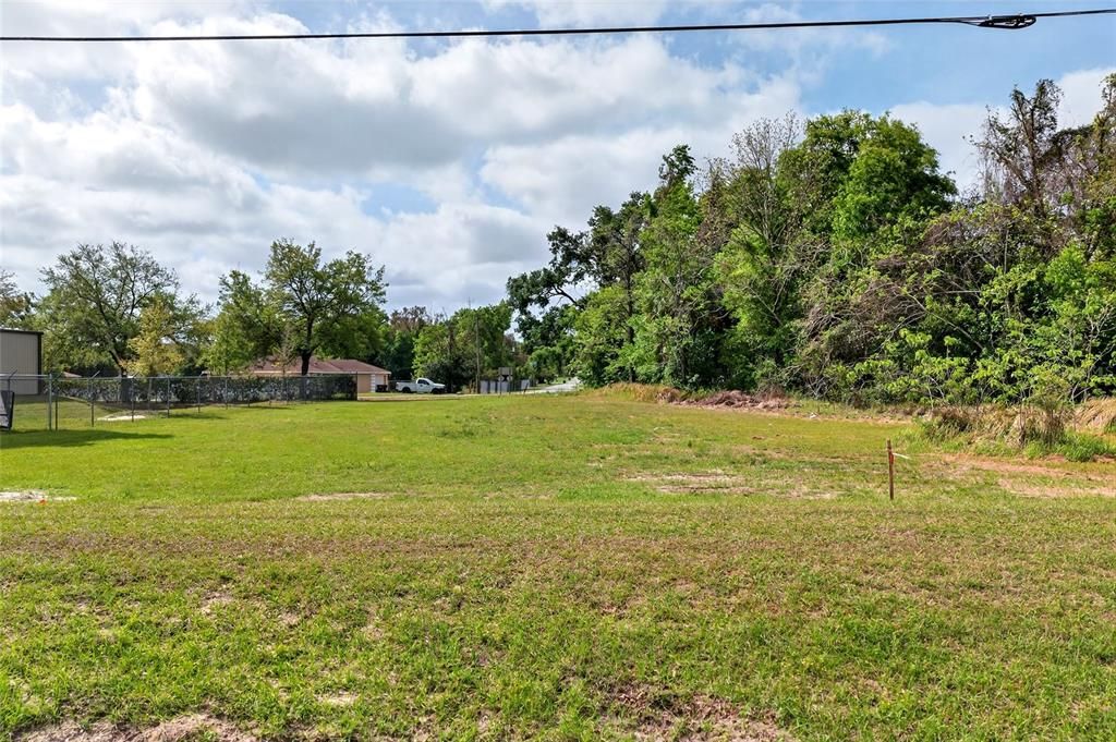 For Sale: $3,000,000 (0.95 acres)