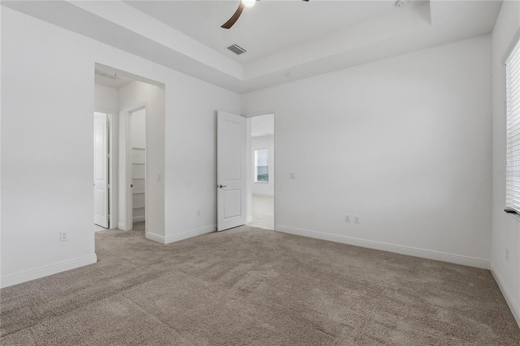 Active With Contract: $2,995 (3 beds, 2 baths, 2072 Square Feet)