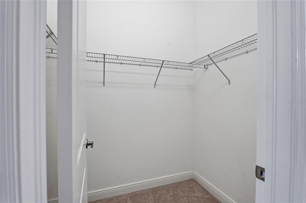 Active With Contract: $2,995 (3 beds, 2 baths, 2072 Square Feet)