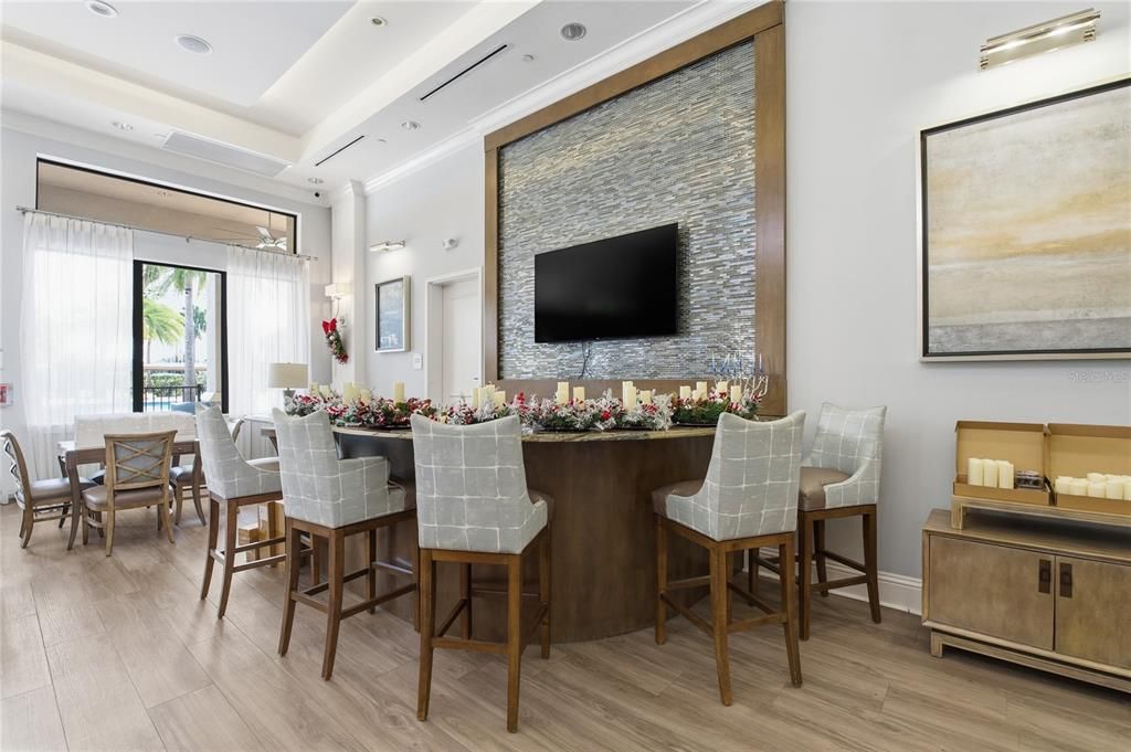 Active With Contract: $2,995 (3 beds, 2 baths, 2072 Square Feet)