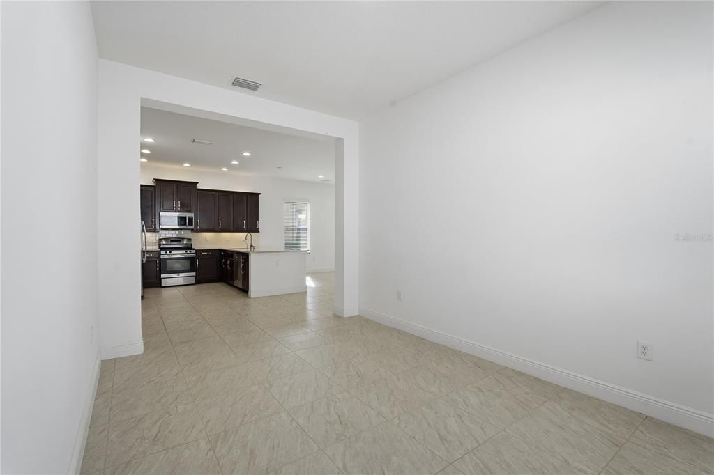 Active With Contract: $2,995 (3 beds, 2 baths, 2072 Square Feet)