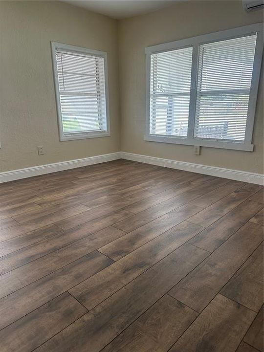 En Venta: $265,900 (3 camas, 2 baños, 1438 Pies cuadrados)