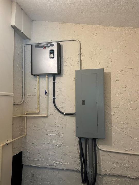 En Venta: $265,900 (3 camas, 2 baños, 1438 Pies cuadrados)