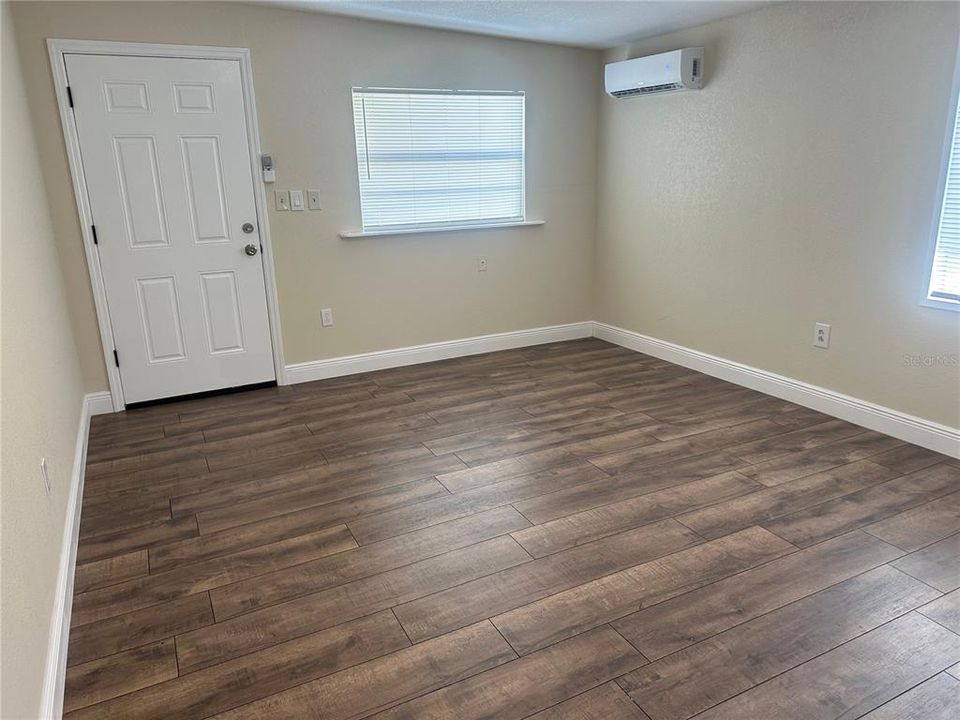 En Venta: $265,900 (3 camas, 2 baños, 1438 Pies cuadrados)