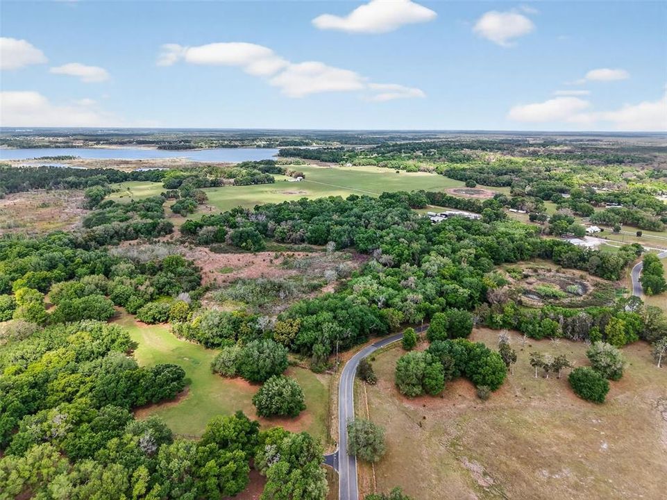 На продажу: $799,000 (25.01 acres)