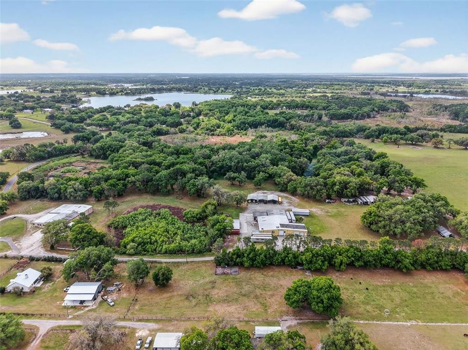 На продажу: $799,000 (25.01 acres)
