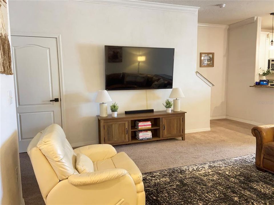 Activo con contrato: $234,000 (3 camas, 2 baños, 1666 Pies cuadrados)