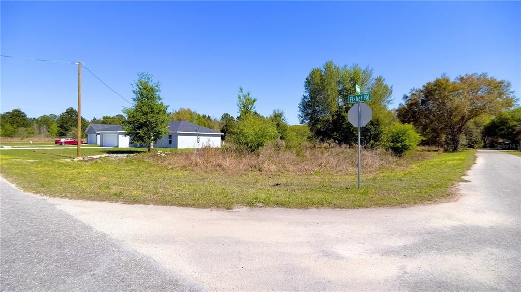 En Venta: $12,900 (0.24 acres)