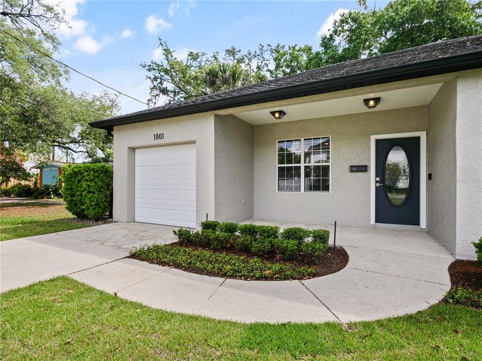 For Sale: $624,900 (3 beds, 2 baths, 1453 Square Feet)