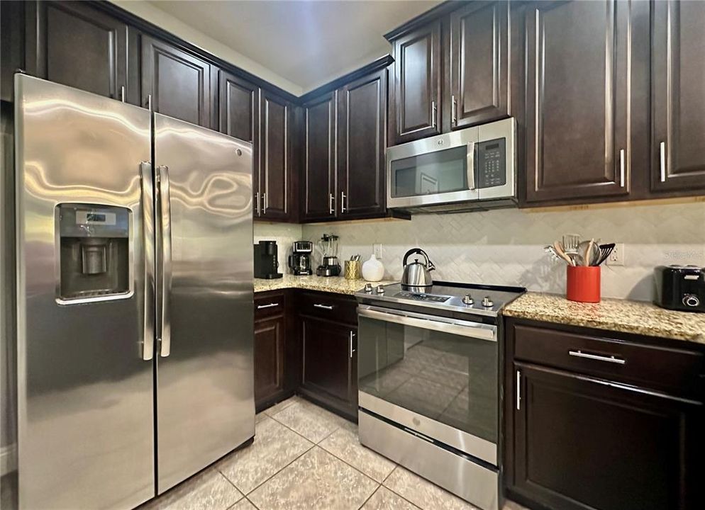 En Venta: $290,000 (3 camas, 2 baños, 1632 Pies cuadrados)