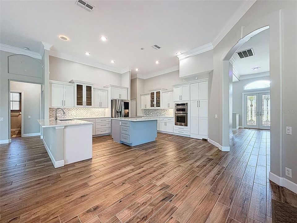 Active With Contract: $1,199,000 (4 beds, 4 baths, 3731 Square Feet)