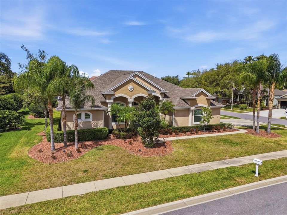 Active With Contract: $1,199,000 (4 beds, 4 baths, 3731 Square Feet)