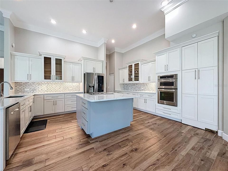 Active With Contract: $1,199,000 (4 beds, 4 baths, 3731 Square Feet)