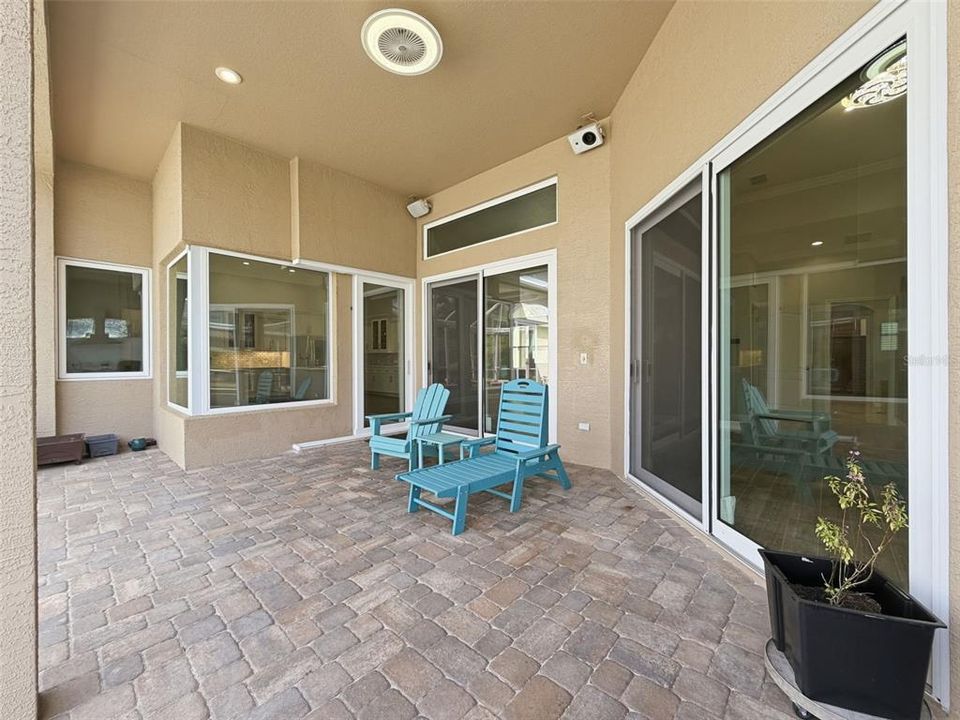 Active With Contract: $1,199,000 (4 beds, 4 baths, 3731 Square Feet)