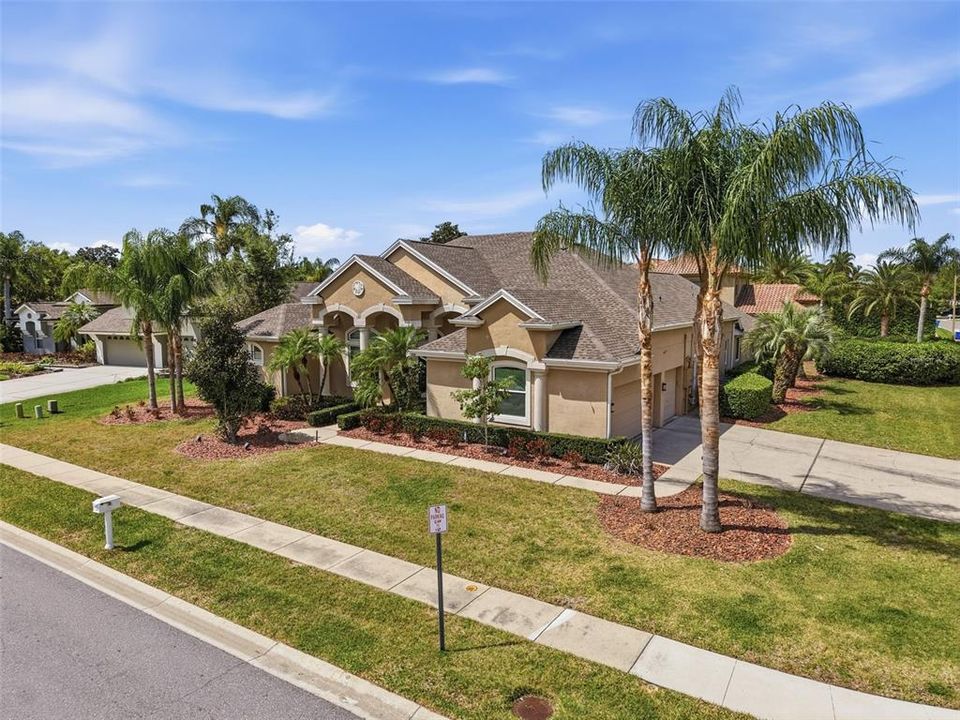 Active With Contract: $1,199,000 (4 beds, 4 baths, 3731 Square Feet)