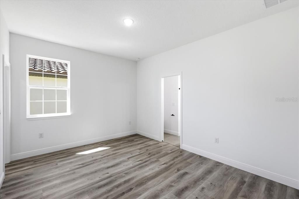 For Sale: $495,000 (4 beds, 3 baths, 2233 Square Feet)