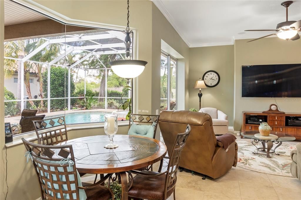 Active With Contract: $574,900 (4 beds, 3 baths, 2550 Square Feet)