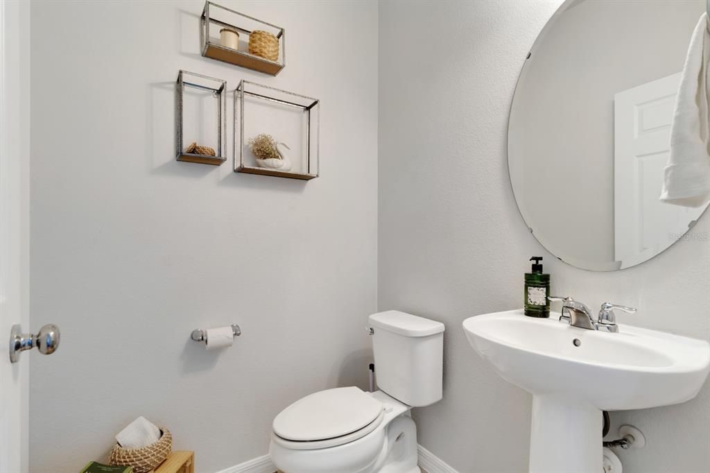 For Sale: $430,000 (4 beds, 3 baths, 2204 Square Feet)