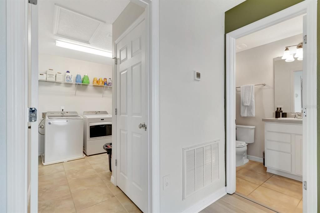 For Sale: $430,000 (4 beds, 3 baths, 2204 Square Feet)