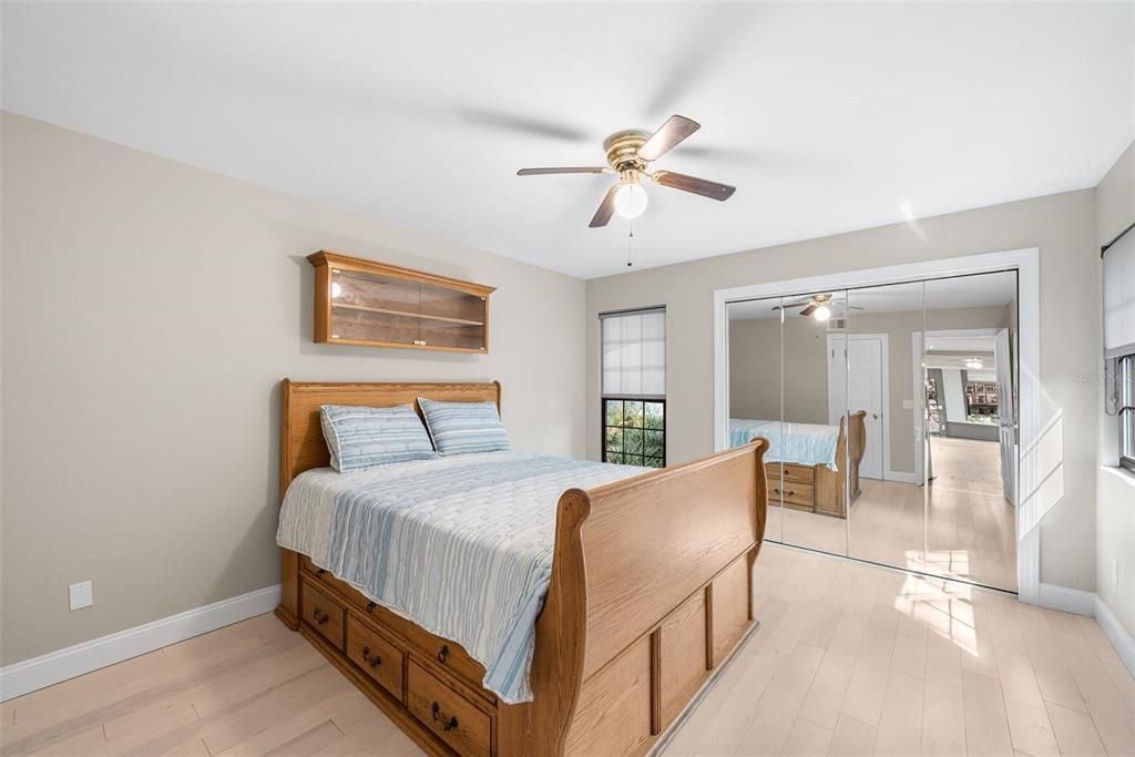 En Venta: $224,900 (3 camas, 3 baños, 1370 Pies cuadrados)