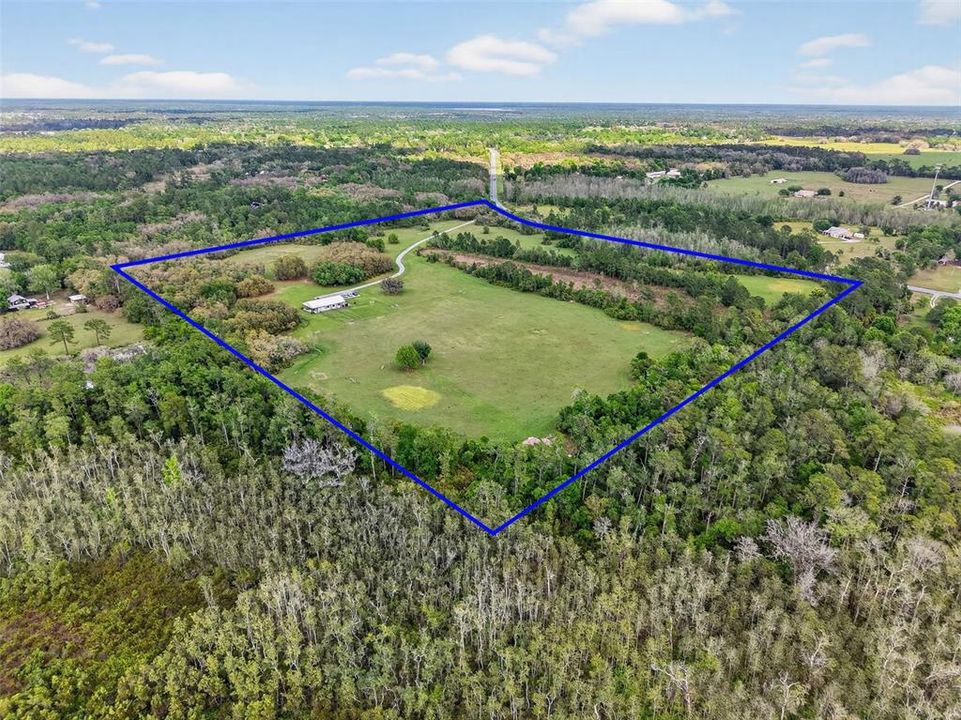 Недавно продано: $1,300,000 (38.33 acres)