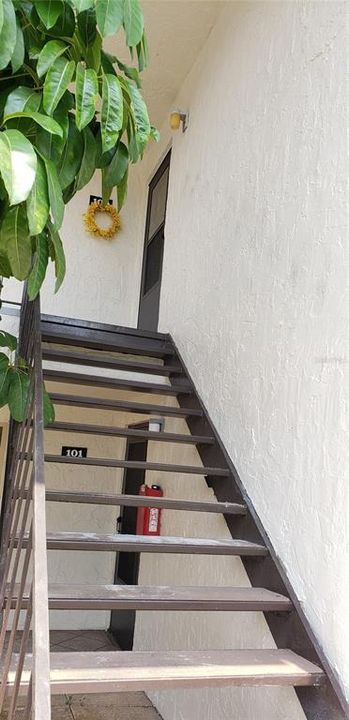 Activo con contrato: $99,800 (1 camas, 1 baños, 700 Pies cuadrados)