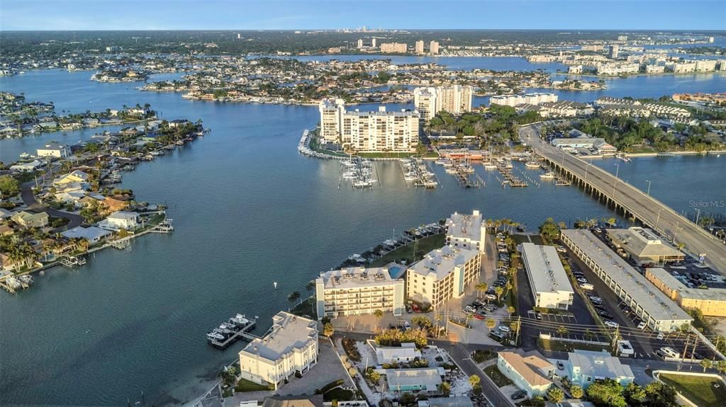 待售: $650,000 (0.11 acres)