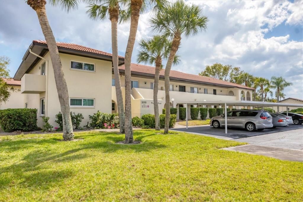 На продажу: $160,000 (1 спален, 1 ванн, 857 Квадратных фут)