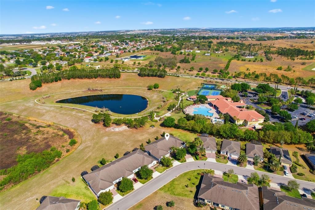 En Venta: $295,000 (2 camas, 2 baños, 1374 Pies cuadrados)