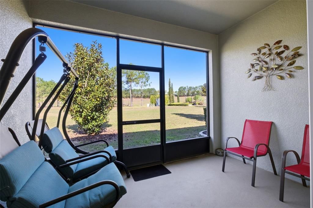 En Venta: $295,000 (2 camas, 2 baños, 1374 Pies cuadrados)