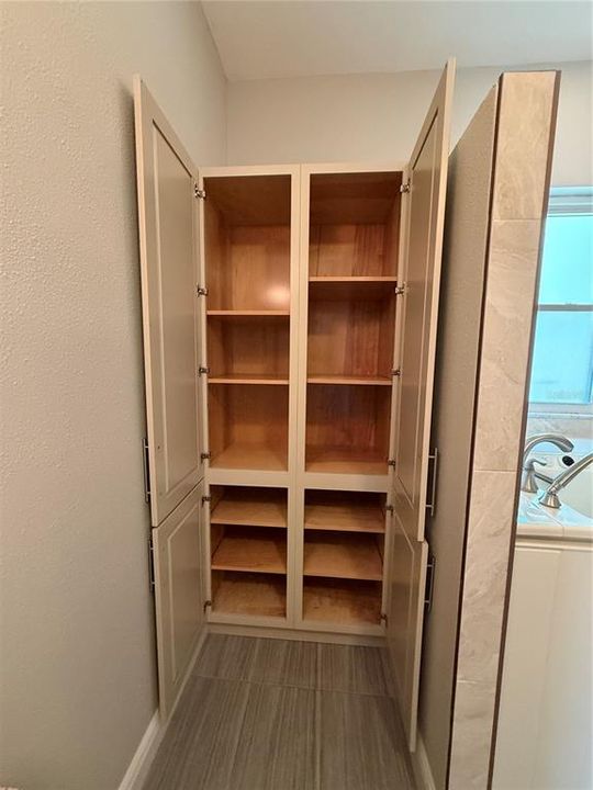 На продажу: $445,000 (3 спален, 2 ванн, 2456 Квадратных фут)