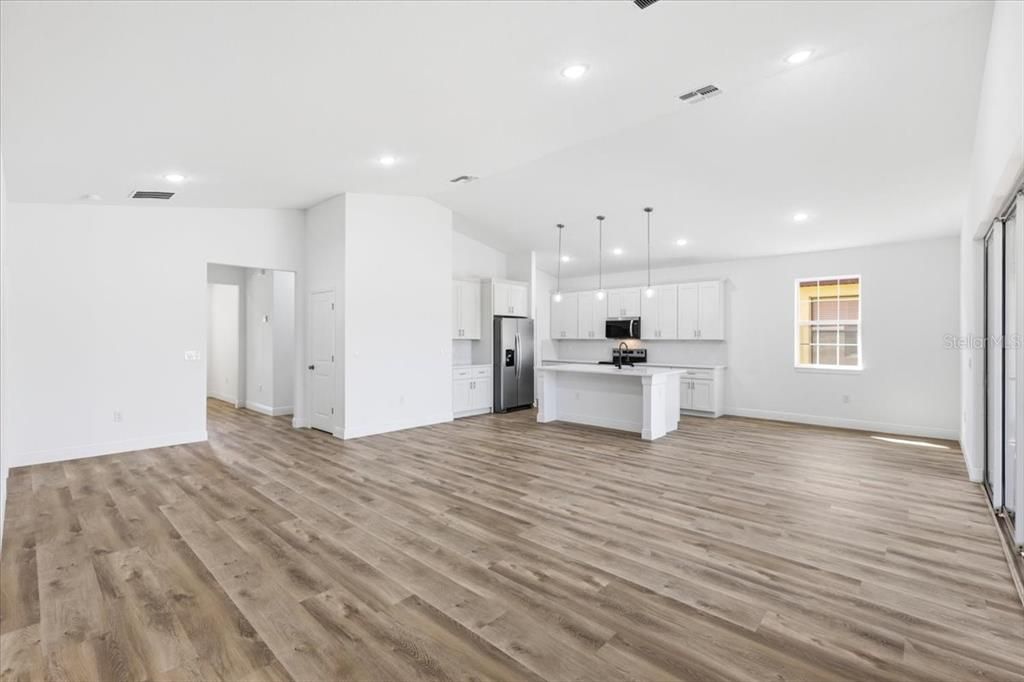 For Sale: $495,000 (4 beds, 3 baths, 2233 Square Feet)